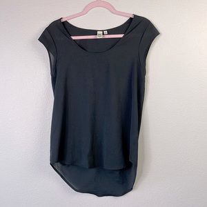 14th & Union black cap sleeve lightweight top size S